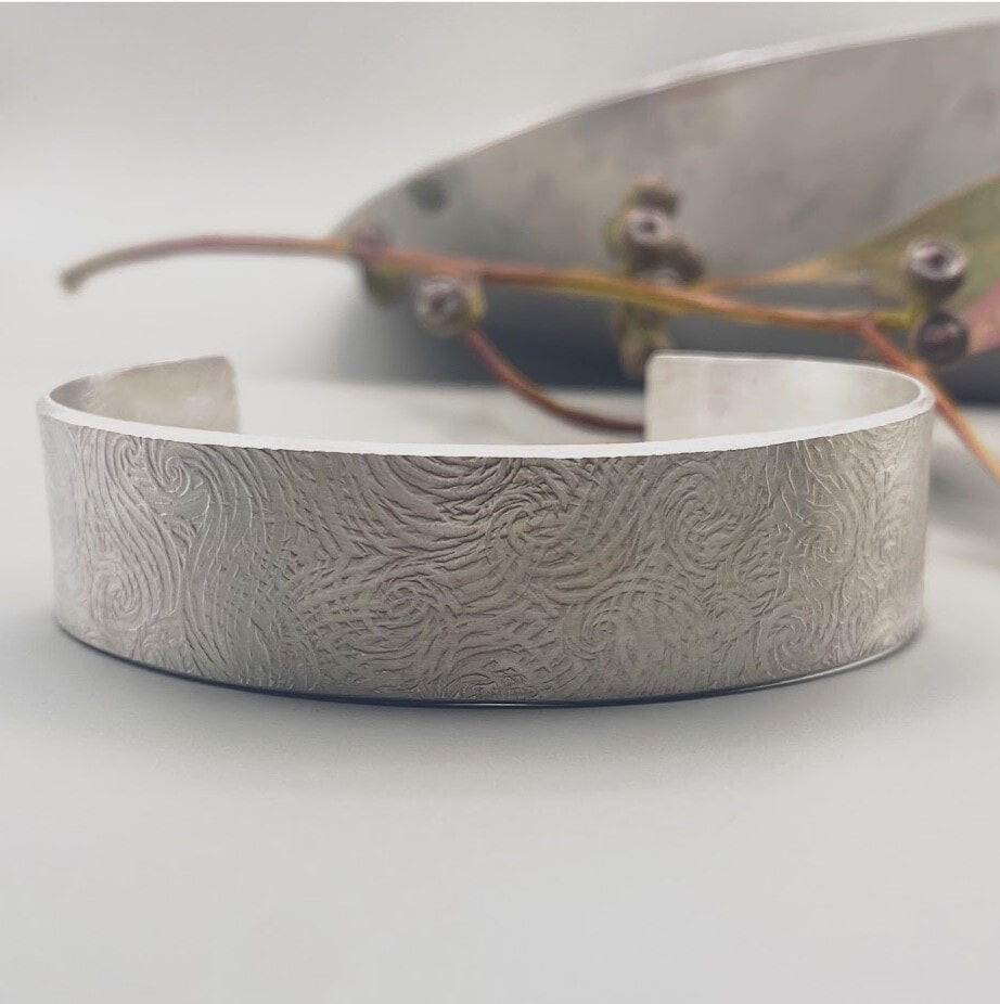 Single Bark Bangle